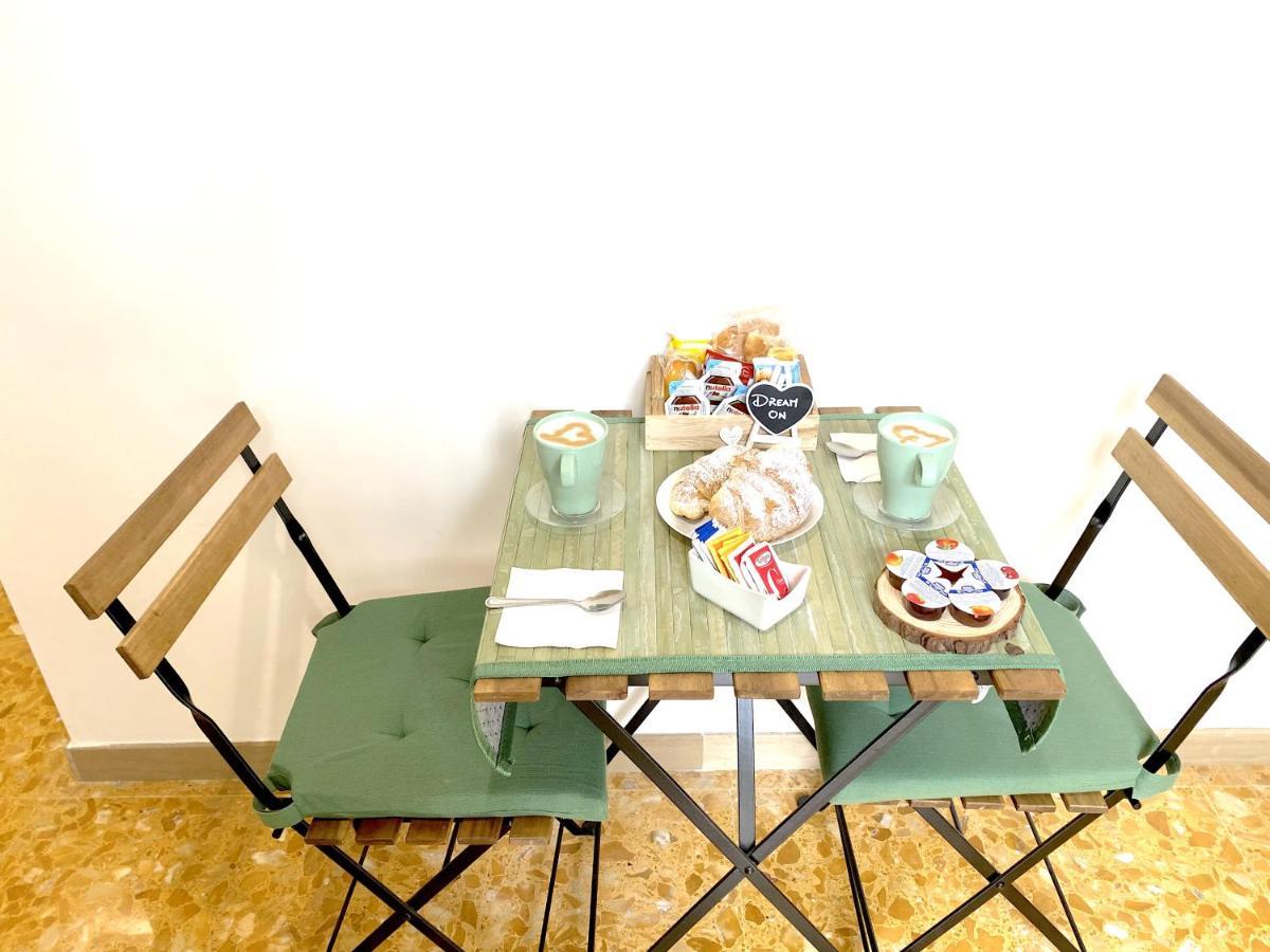 B&B Le Ali Del Sogno Pompéi Extérieur photo